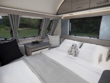 2026 Swift Challenger 390 (Compact)