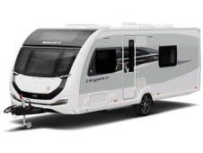 2025 Swift Elegance 780 Grande with E&P hydraulic auto-levelling system