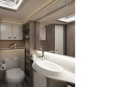 2026 Swift Conqueror 645 Grande