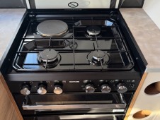 2022 Bailey Unicorn Cabrera